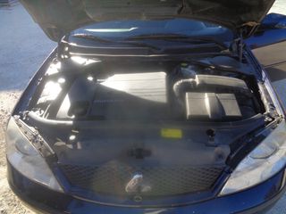 Ford Mondeo 2003-thumb-8