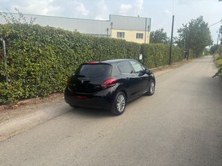 Peugeot 208 2016 1.2 VTi Allure!!-thumb-9