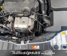 Ford Focus 2012-thumb-17