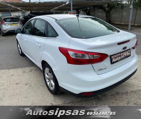 Ford Focus 2012-thumb-3