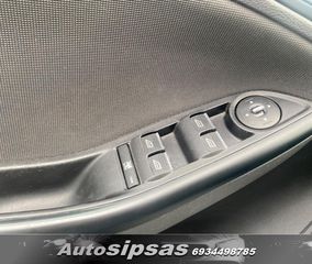 Ford Focus 2012-thumb-45