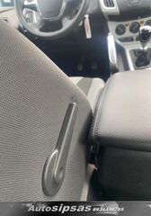 Ford Focus 2012-thumb-59