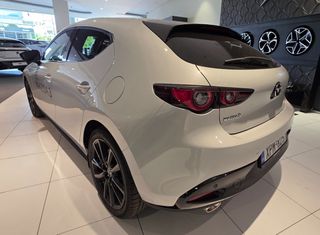 Mazda 3 2025 2.0L e-SKYACTIV X 186ps 6AT FWD Homura-thumb-4