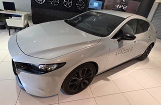 Mazda 3 2025 2.0L e-SKYACTIV X 186ps 6AT FWD Homura-thumb-10