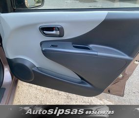 Suzuki Alto 2011-thumb-32