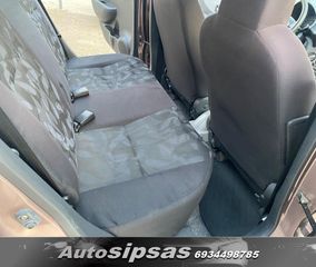 Suzuki Alto 2011-thumb-33