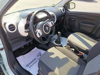 Renault Twingo 2017-thumb-9