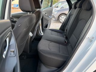 Hyundai i 30 2021 1.6 CRDI NAVI CAMERA FULL EXTRA EURO6-thumb-41