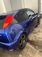 Ford Focus 2002 Rs-thumb-2