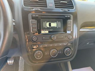 Volkswagen Scirocco 2014-thumb-31