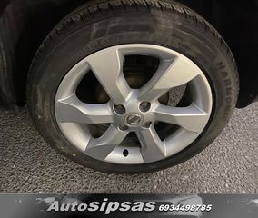 Nissan Note 2013-thumb-19
