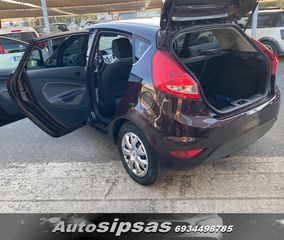Ford Fiesta 2011-thumb-6