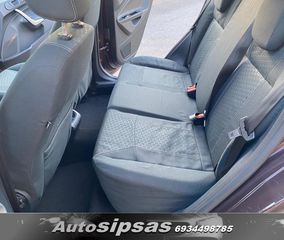 Ford Fiesta 2011-thumb-12