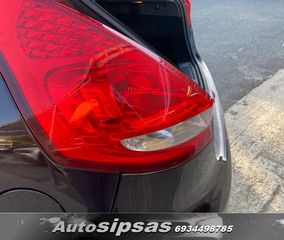 Ford Fiesta 2011-thumb-14