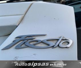 Ford Fiesta 2011-thumb-22
