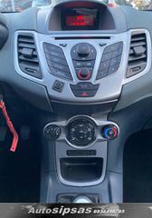 Ford Fiesta 2011-thumb-32