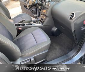 Nissan Qashqai 2011-thumb-17