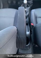Nissan Micra 2011-thumb-32
