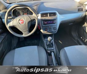 Fiat Grande Punto 2012-thumb-25