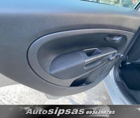 Fiat Grande Punto 2012-thumb-17
