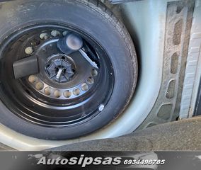 Opel Corsa 2011-thumb-23