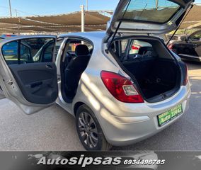 Opel Corsa 2011-thumb-11