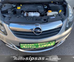 Opel Corsa 2011-thumb-15