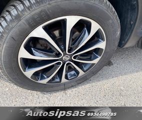 Nissan Qashqai 2011-thumb-20