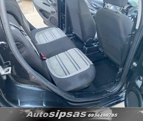 Fiat Punto Evo 2011-thumb-29