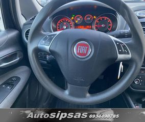 Fiat Punto Evo 2011-thumb-32