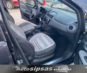 Fiat Punto Evo 2011-thumb-31