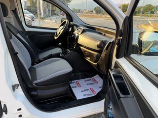 Fiat Fiorino 2017-thumb-14