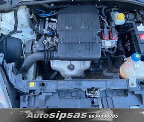 Fiat Grande Punto 2011 Evo-thumb-15
