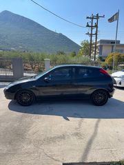 Ford Focus 2003 ST170 2.0-thumb-2