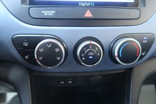 Hyundai i 10 2015-thumb-12