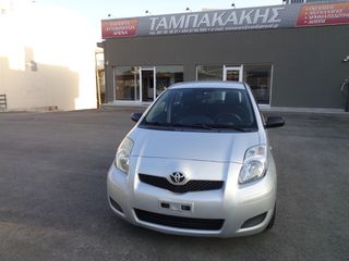 Toyota Yaris 2011