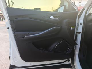 Opel Grandland X 2019-thumb-9