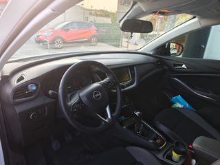 Opel Grandland X 2019-thumb-11
