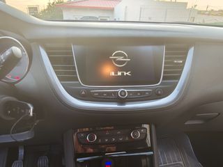 Opel Grandland X 2019-thumb-22