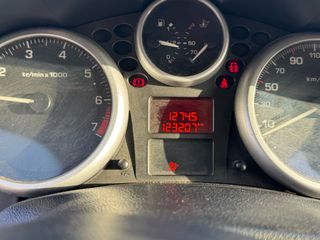 Peugeot 207 2008-thumb-8