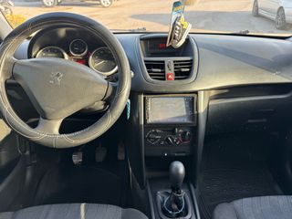 Peugeot 207 2008-thumb-11