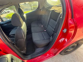 Peugeot 207 2008-thumb-12