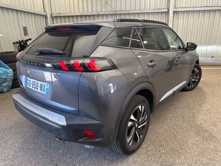 Peugeot 2008 2022 1.5 BLUEHDI 131 ALLURE PLUS EAT8-thumb-3