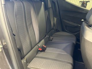 Peugeot 2008 2022 1.5 BLUEHDI 131 ALLURE PLUS EAT8-thumb-7