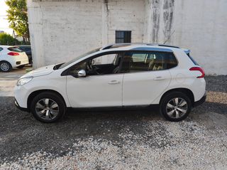 Peugeot 2008 2016 ALOURE 120ps 1,6 Diesel-thumb-7