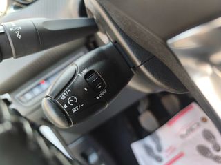 Peugeot 2008 2016 ALOURE 120ps 1,6 Diesel-thumb-20