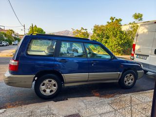 Subaru Forester 2000