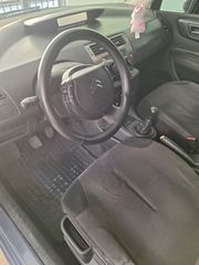 Citroen C4 2010-thumb-13