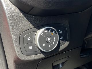 Ford Fiesta 2019 st line-thumb-64