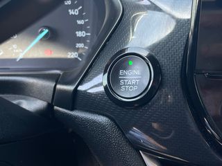 Ford Fiesta 2019 st line-thumb-59